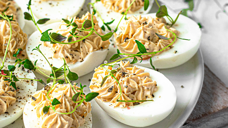 deviled eggs with herbs