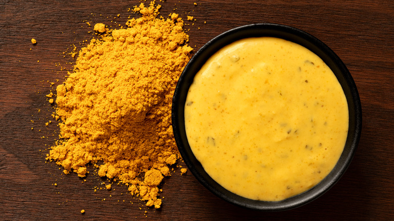 sauce and curry powder