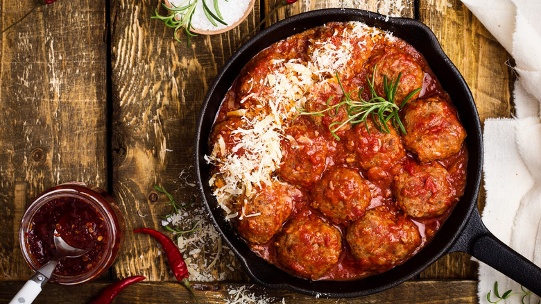 Skillet of meatballs