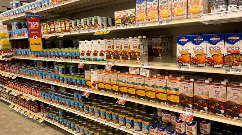 grocery store broth aisle
