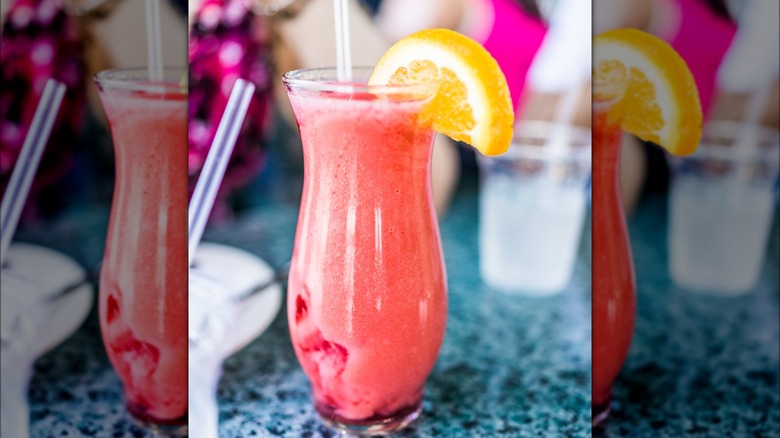 frozen strawberry daiquiri with garnish