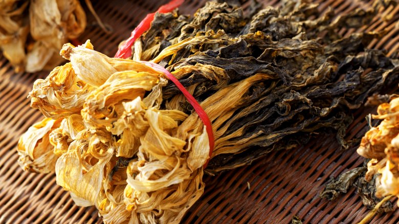 dried cabbage