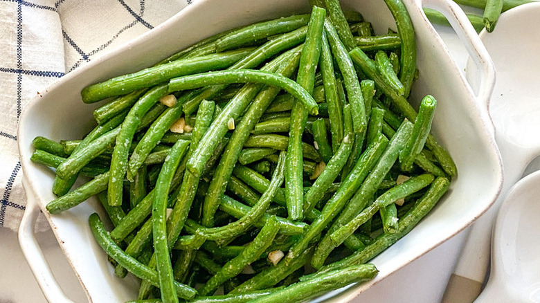 air fried green beans in baking dish