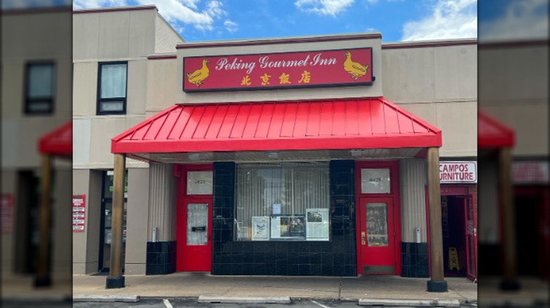 Exterior Peking Gourmet Inn