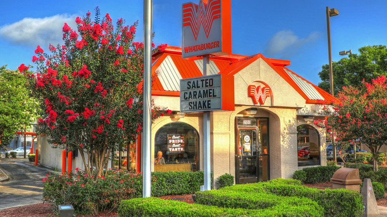 whataburger fast food restaurant