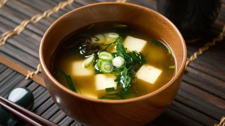 miso soup with seaweed