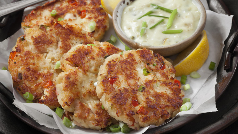 tuna patties with sauce