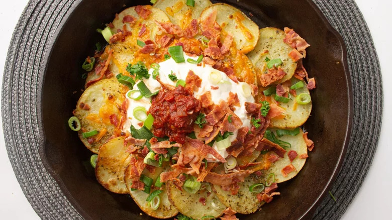 Irish Nachos with sour cream