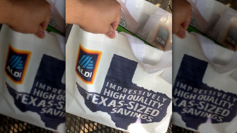 Aldi reusable shopping bag advertising Texas-sized savings