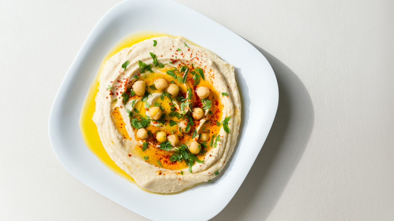 plate of hummus