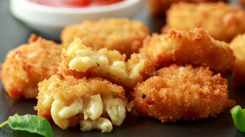 fried mac and cheese nuggets