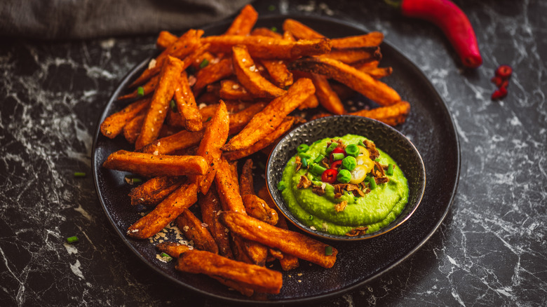 sweet potato fries with dip