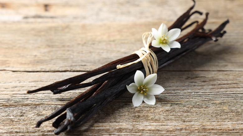 A bundle of vanilla pods