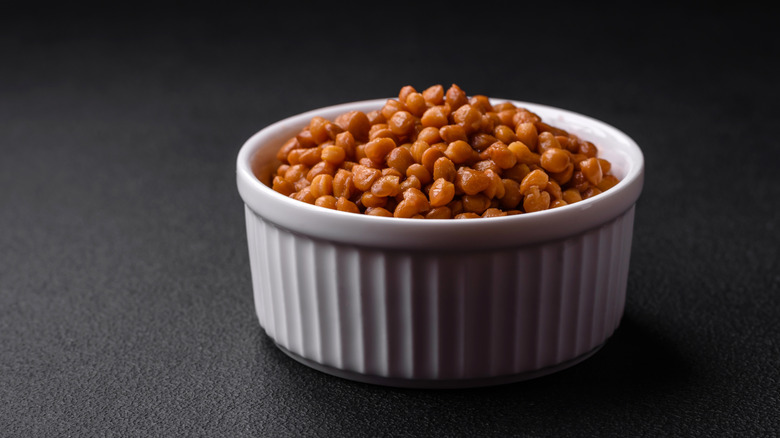 Canned lentils in ramekin