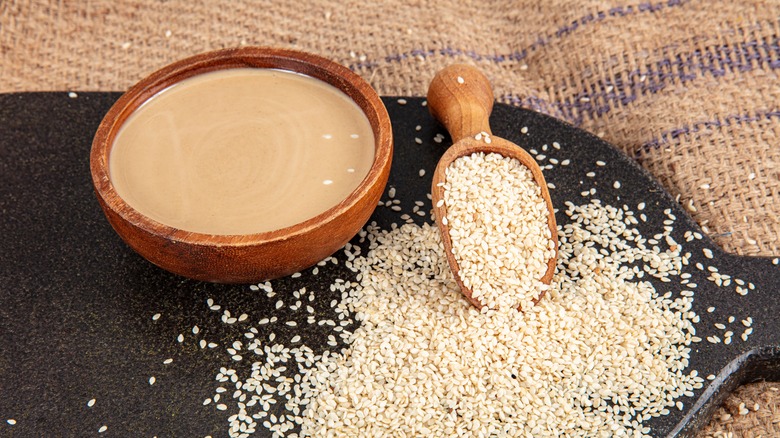 Tahini and sesame seeds