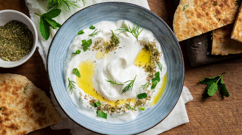 fresh yogurt dip with flatbreads