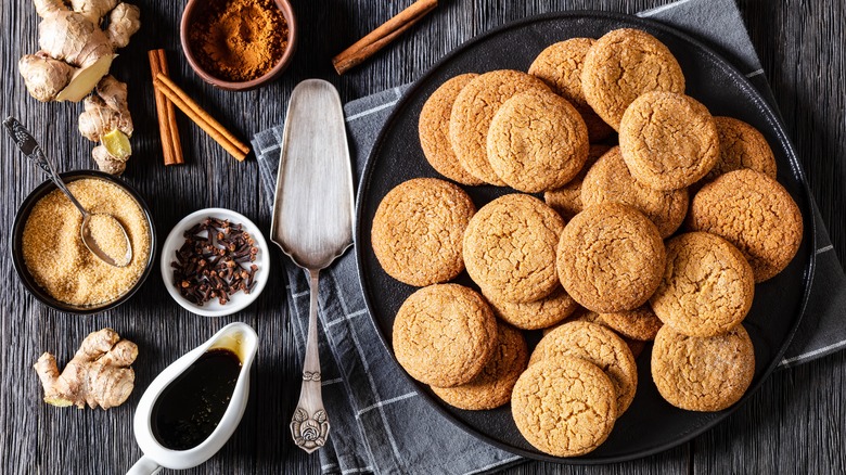 cookies with cinnamon