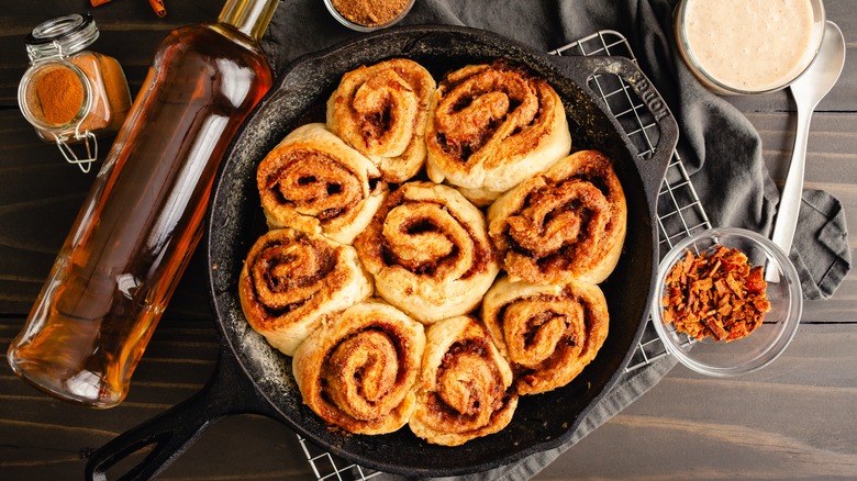 cinnamon rolls in a cast iron skillet