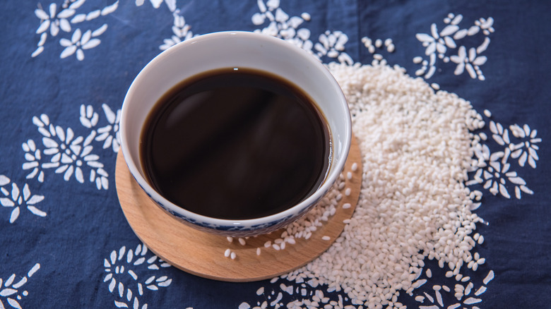 Bowl of Chinese rice wine