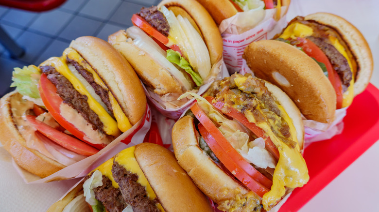 closeup in-n-out burgers on tray