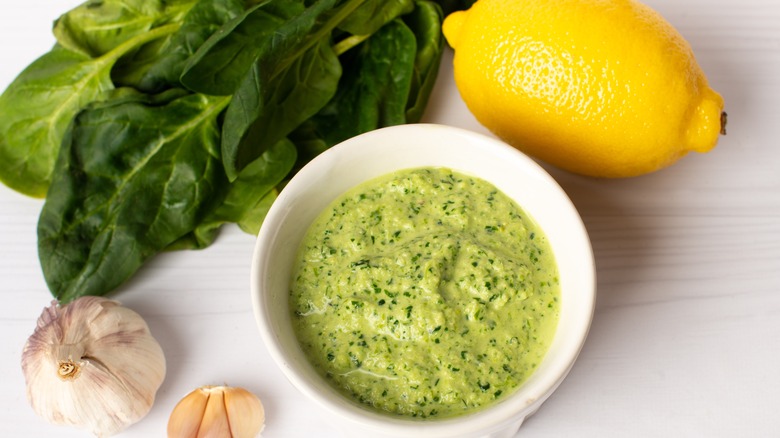 Creamed spinach sauce with spinach, garlic, and lemon