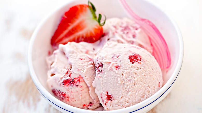 Strawberry ice cream with strawberry slice