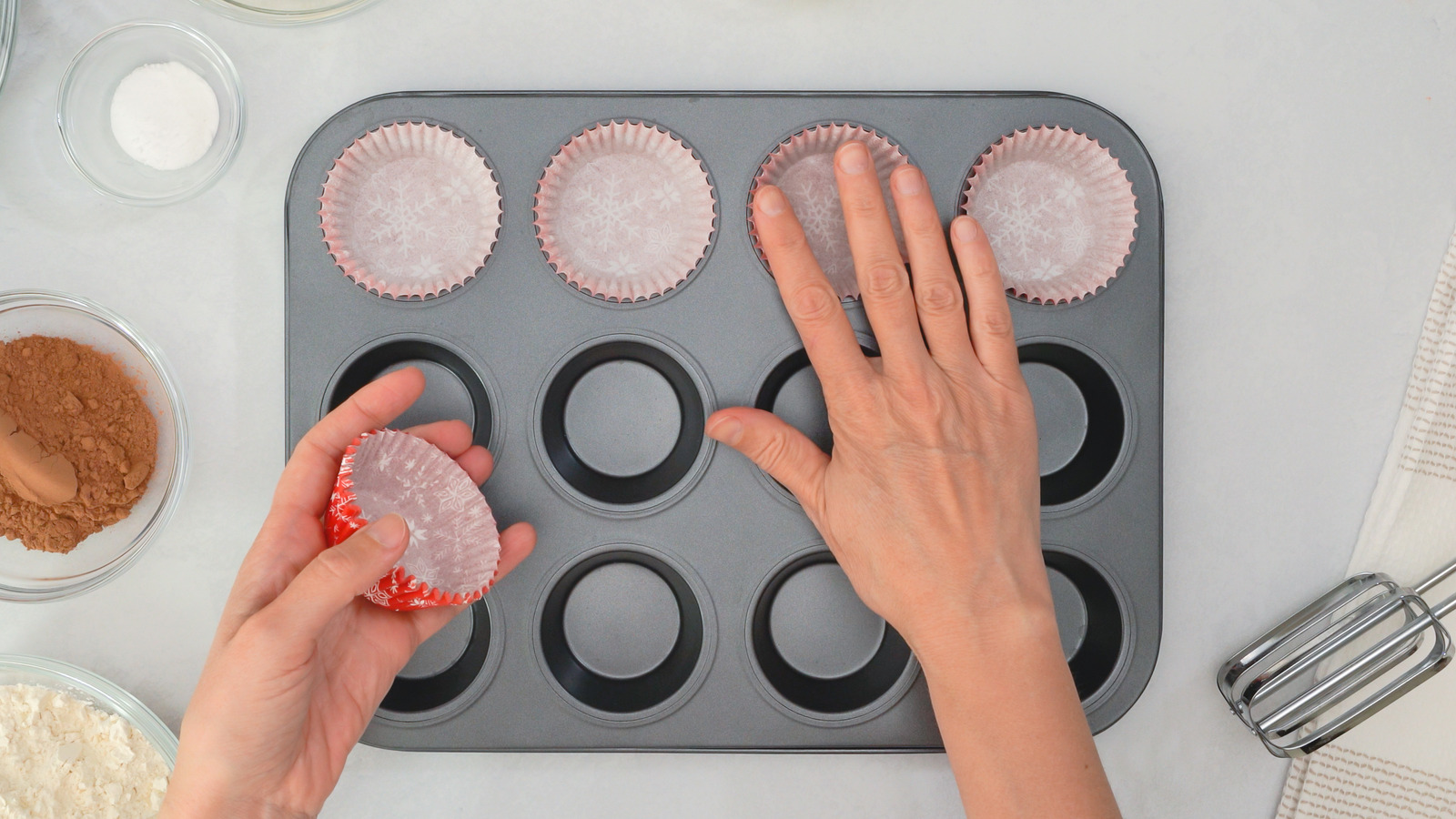 MommiNation  No muffin liners, don't worry, here's an easy hack