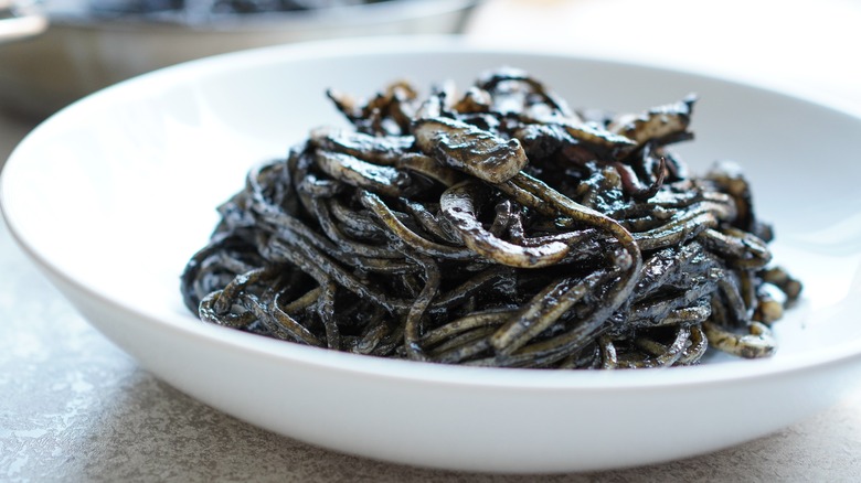 pasta nero di seppia