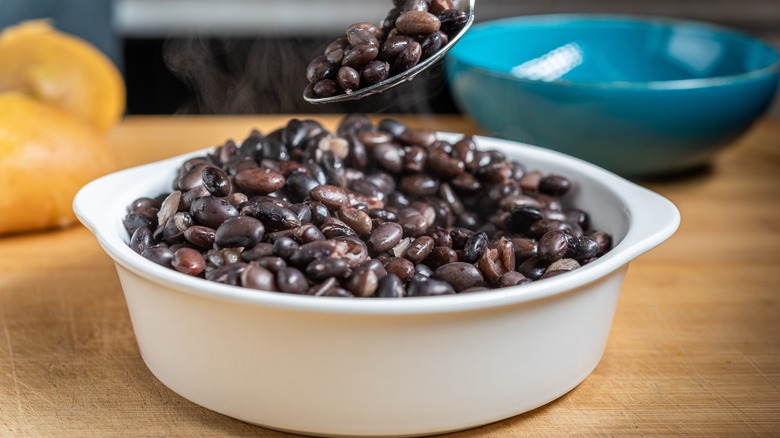 Cooked black beans