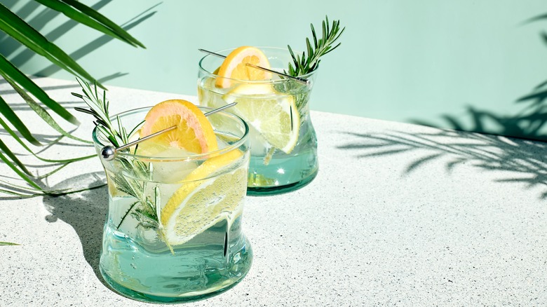 Rosemary lemonade