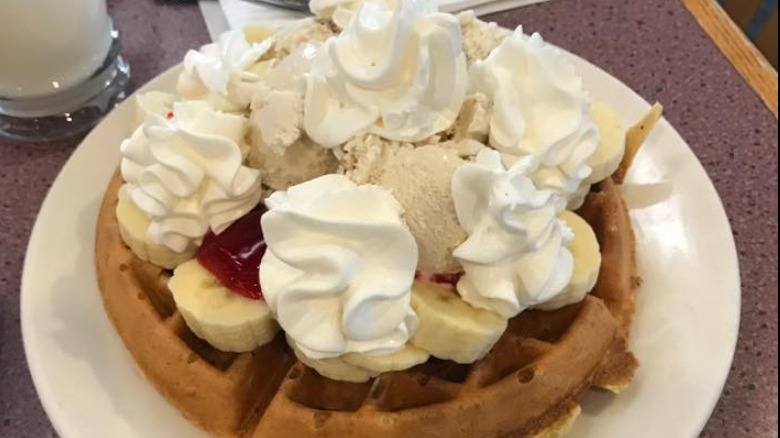 Waffle with ice cream, fruit