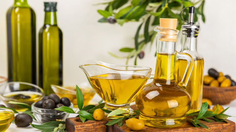 Various containers of olive oil