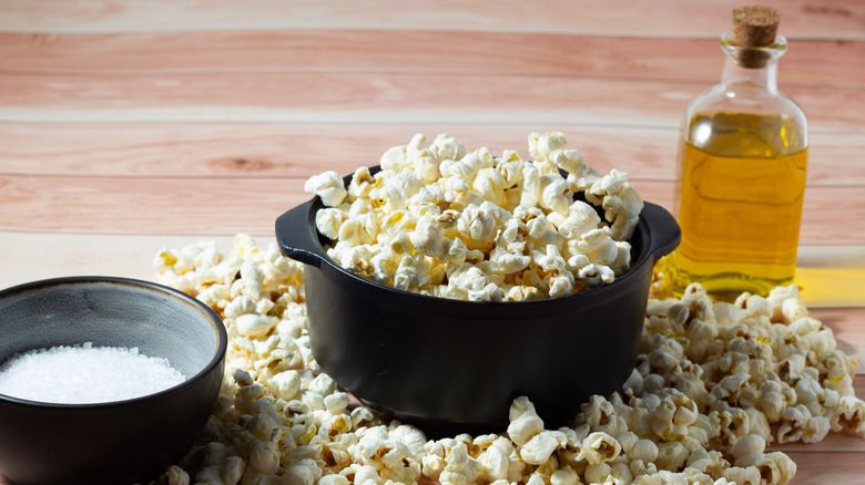 Bowl of popcorn with olive oil and salt