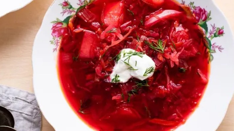 borscht in bowl