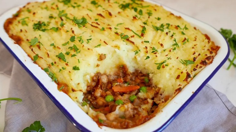 shepherds pie in dish