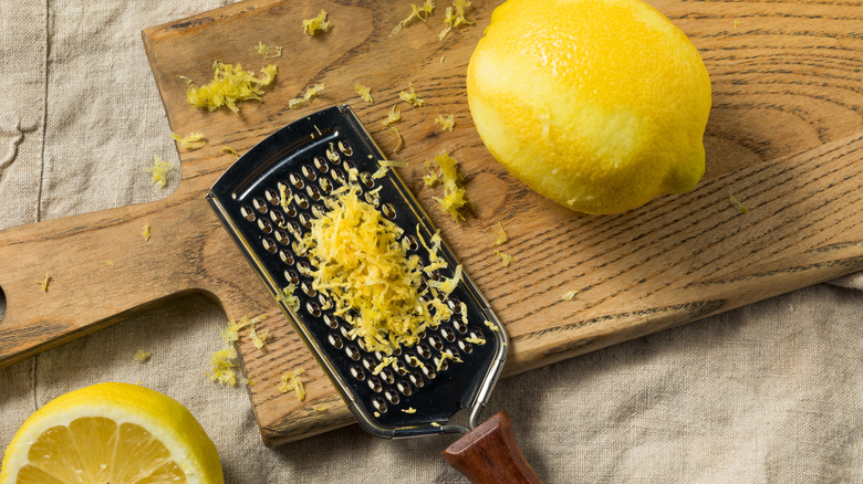 Whole lemon and lemon zest