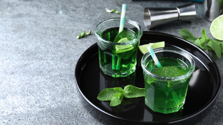 Creme de menthe liqueur 