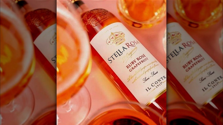 stella rosa ruby rose grapefruit bottle