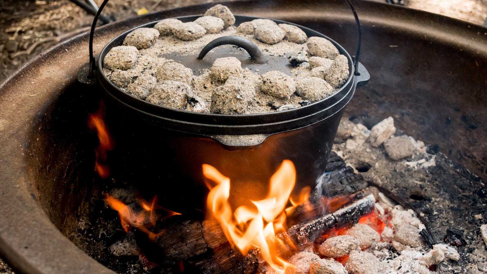 Cooking Class: How to Fry in Dutch Ovens and Skillets