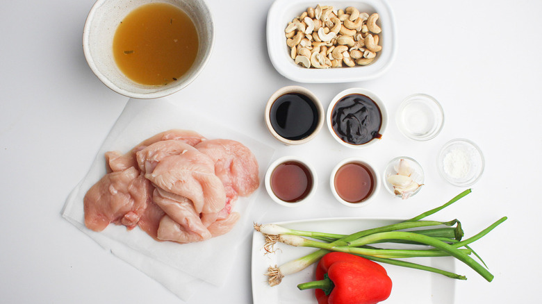 Ingredients for cashew chicken