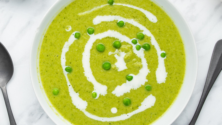 pea soup in bowl