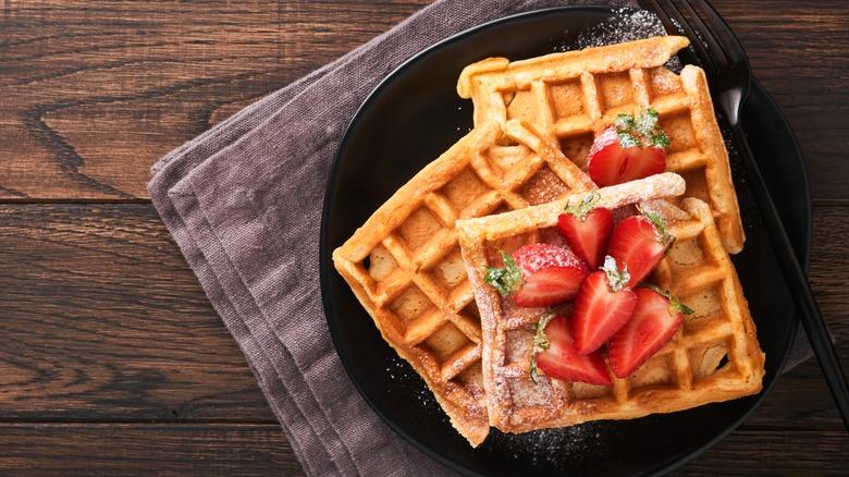 waffles with strawberries