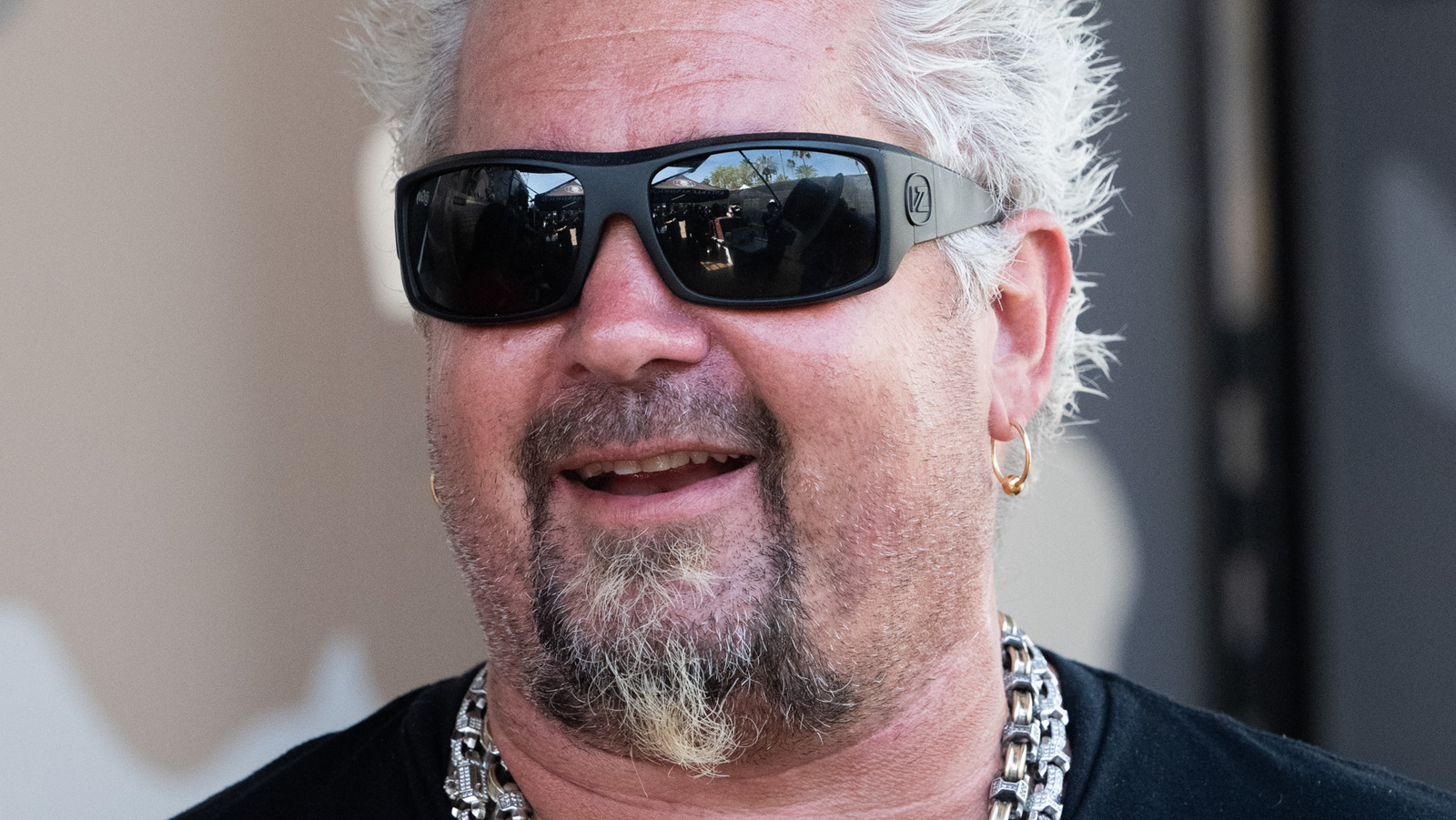 Of Guy Fieri S Best One Liners On Diners Drive Ins And Dives