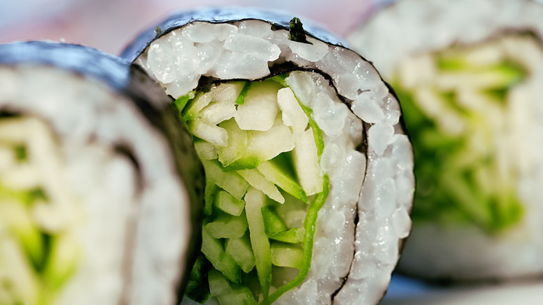 Cucumber roll