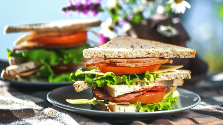 BLT club sandwich