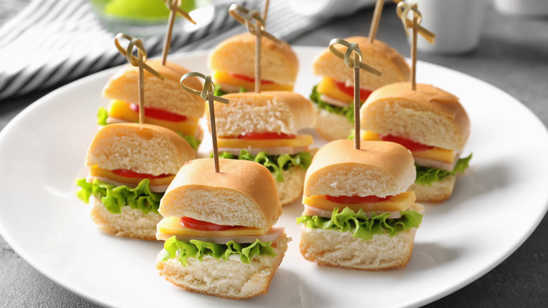 mini sandwiches toothpicks