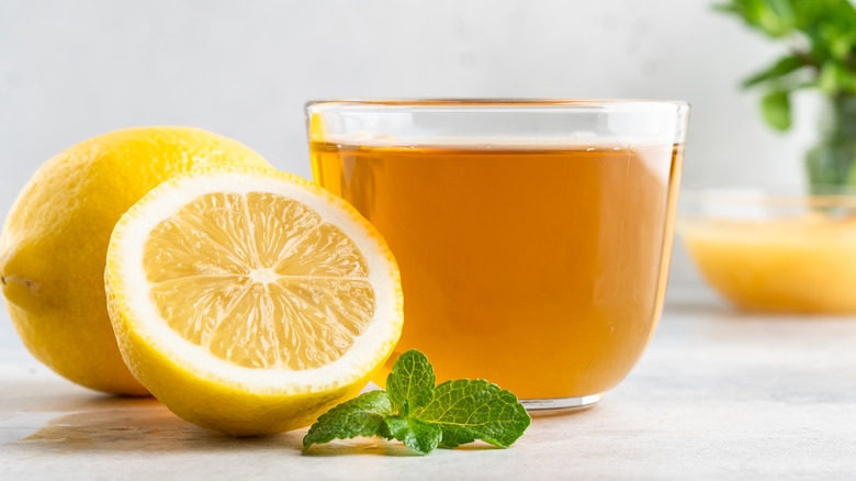 herbal tea with lemon and mint