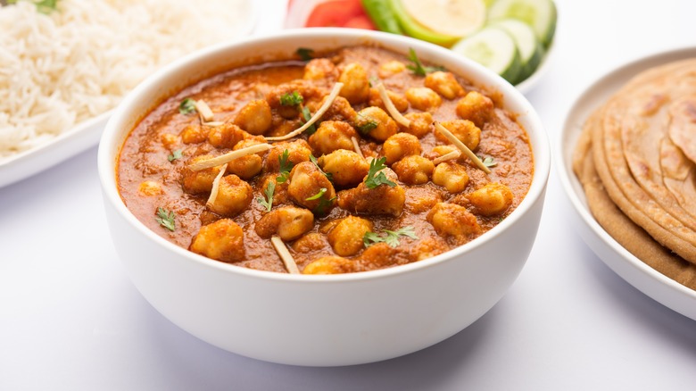 bowl of chickpea curry