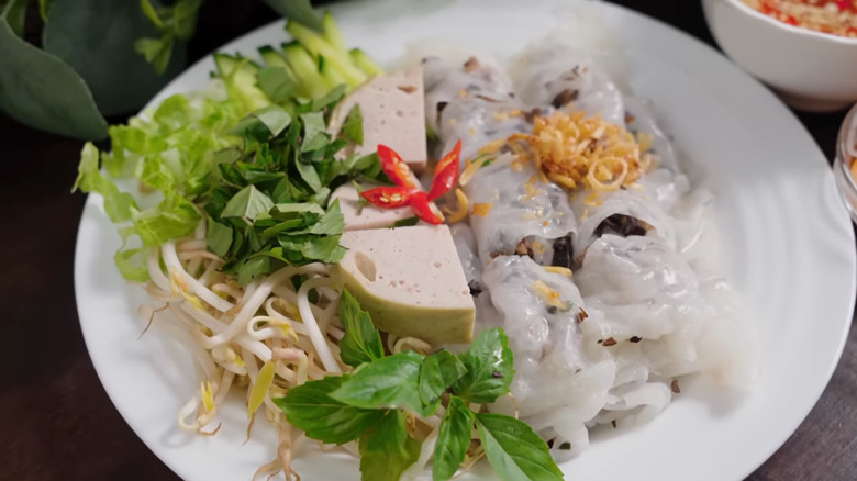 15 Vietnamese Dishes You Need To Try At Least Once