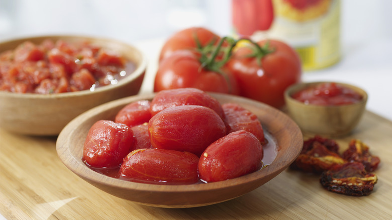 Peeled tomatoes in bowl